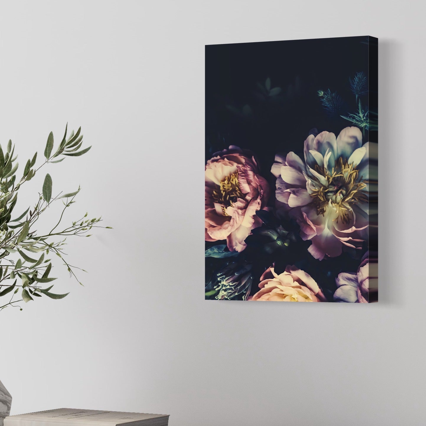 Fully Bloomed Floral Wall Art